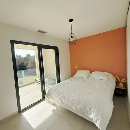 Maison Moderna *