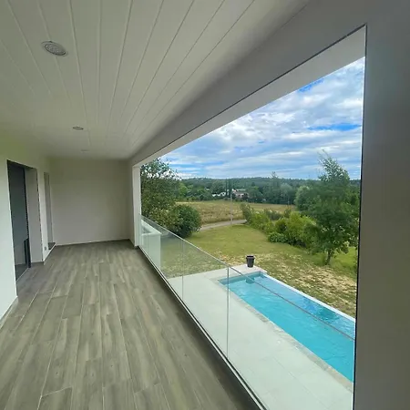 Maison Moderna * Mons (Gard)