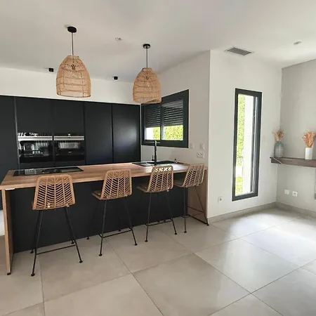 Maison Moderna *